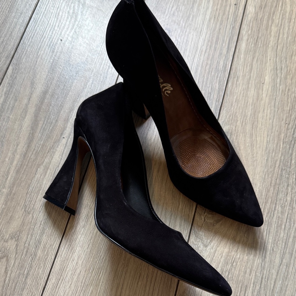 L'INTERVALLE Black Suede Pointed-Toe Block Heel Pumps